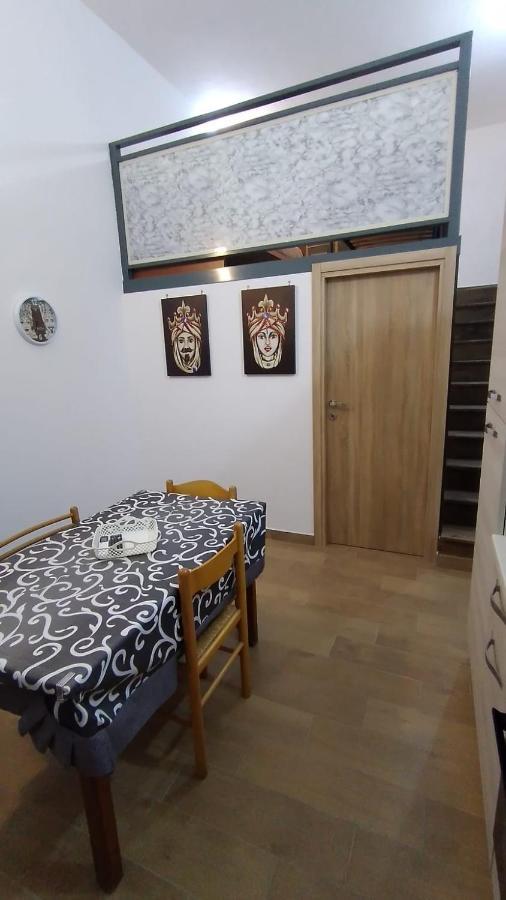 Casa Vacanze Da Peppe パレルモ エクステリア 写真